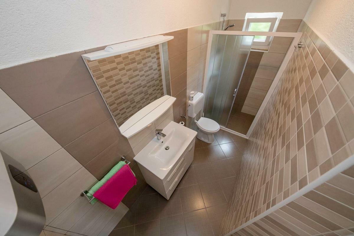 Apartman Jasmina Banjol エクステリア 写真