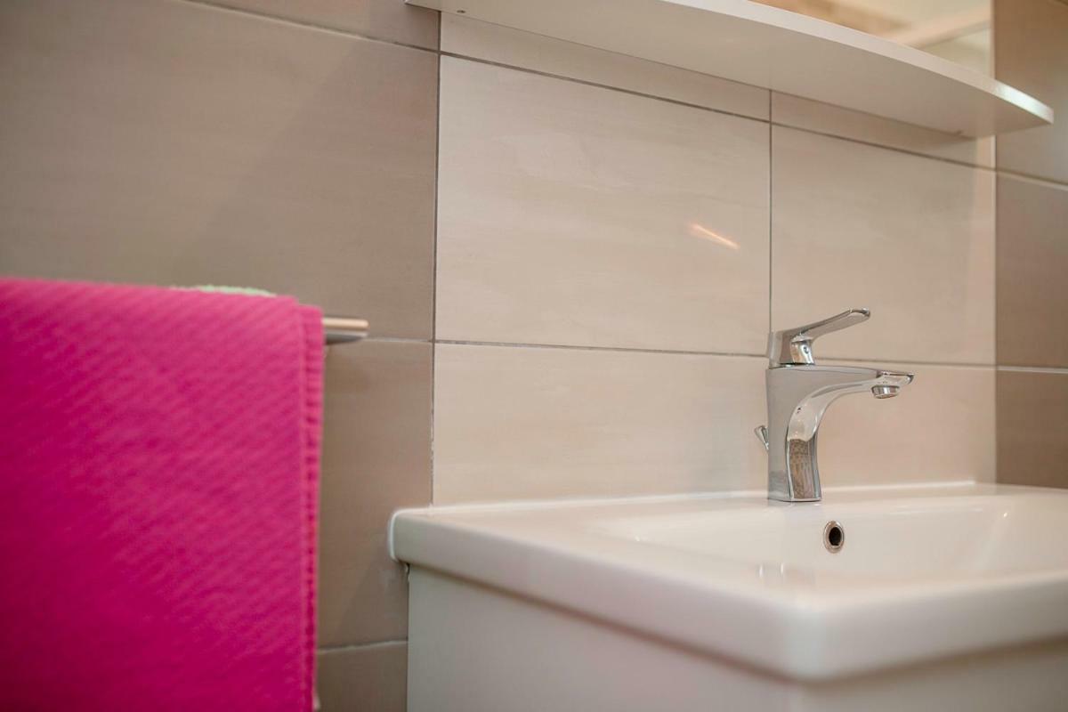 Apartman Jasmina Banjol エクステリア 写真