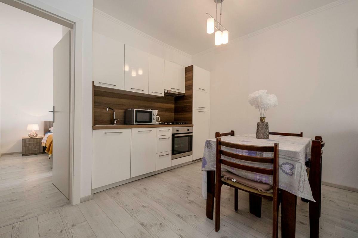 Apartman Jasmina Banjol エクステリア 写真